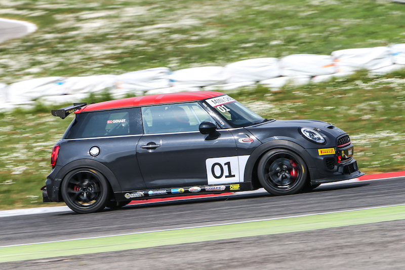 Mini Challenge: si scaldano i motori per la stagione 2017 Mini Challenge: si scaldano i motori per la stagione 2017