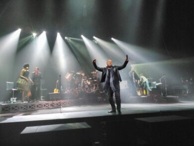 Acoustic Tour, i Simple Minds in trionfo a Milano: “I nostri primi 40 anni”