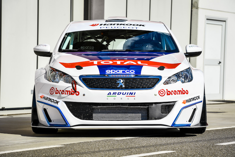 Peugeot 308 Racing Cup: scende in pista  con Stefano Accorsi