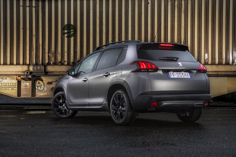 Peugeot SUV 2008 Black Matt e sei alla moda Peugeot SUV 2008 Black Matt e sei alla moda