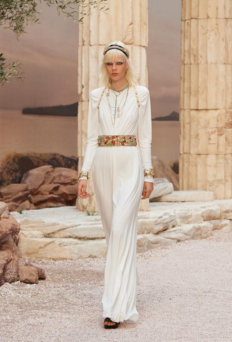 Chanel, la collezione cruise 2017/18 ispirata alla Grecia antica