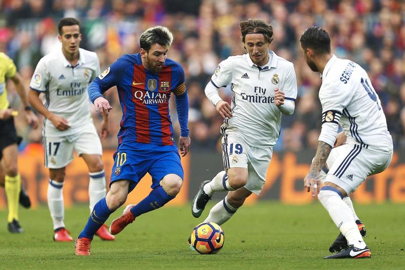 Barcellona-Messi a vita: rinnovo da 35 milioni a stagione Barcellona-Messi a vita: rinnovo da 35 milioni a stagione