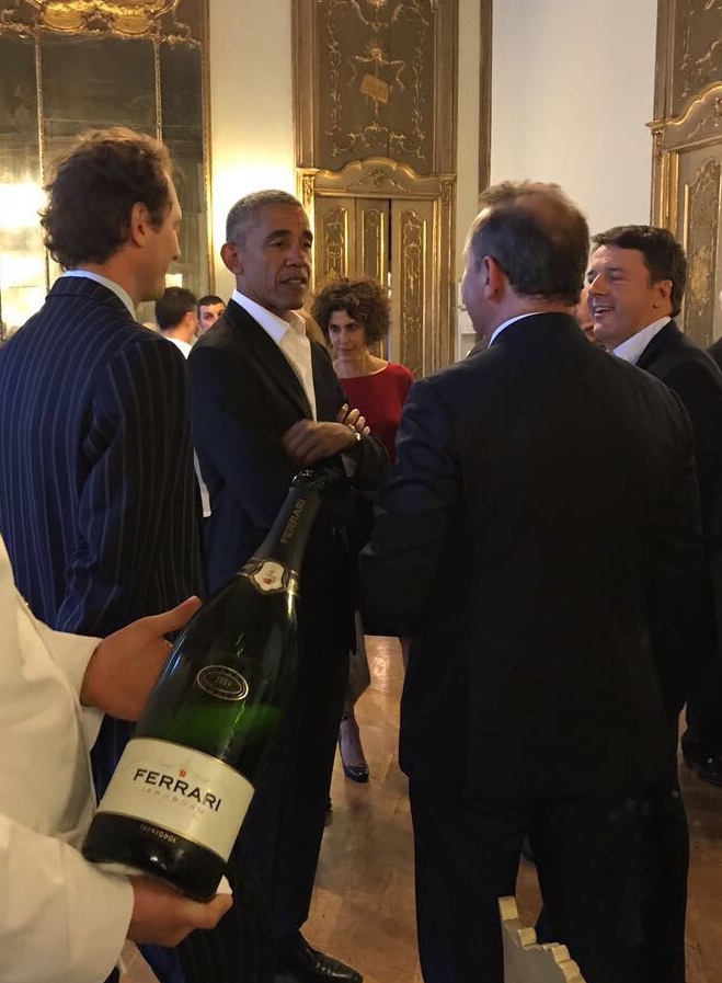 Barack Obama a Milano brinda  con bollicine Ferrari Trentodoc