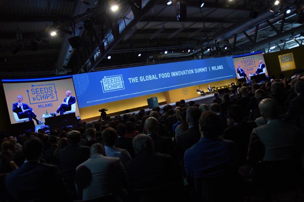 Obama a Milano: “Agire sui cambiamenti climatici”. E sui politici… Obama a Milano: “Agire sui cambiamenti climatici”. E sui politici…