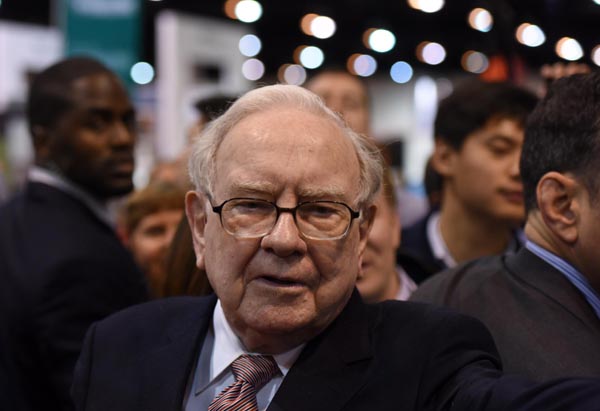 Buffett e i consigli alla moglie. Così l’Oracolo smentisce se stesso