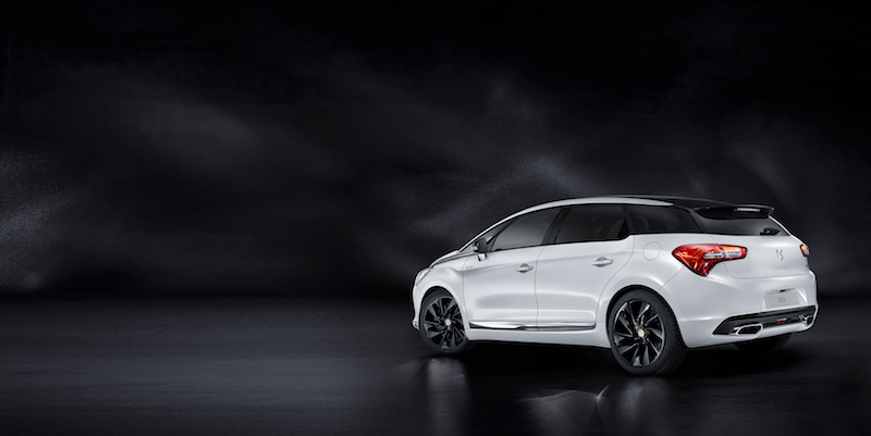 Ds Presenta la DS 5 Prestige per essere esclusivi