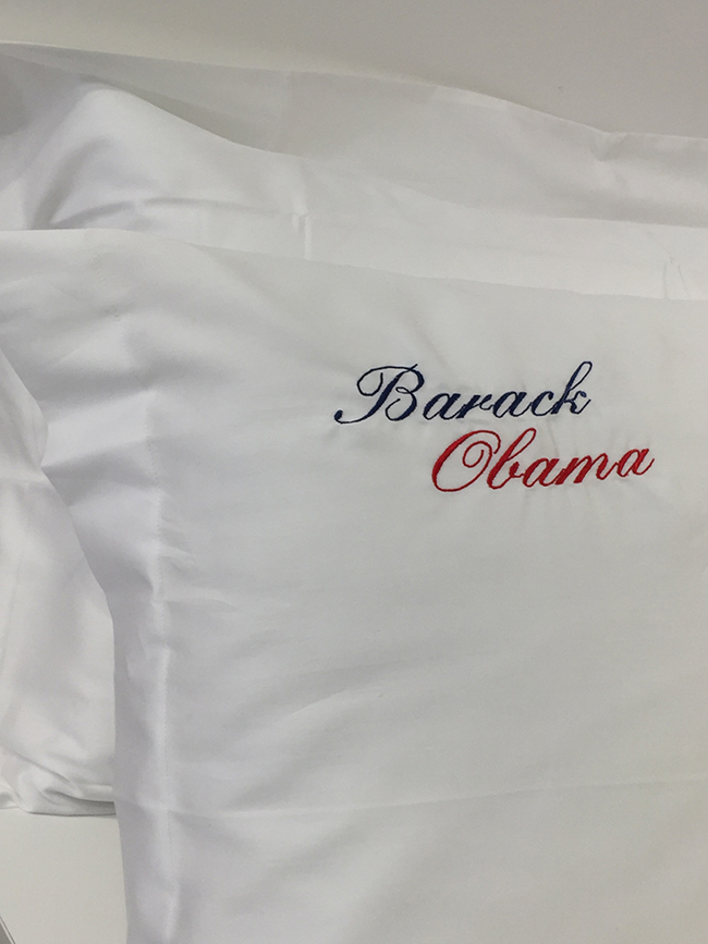 Barack Obama a Milano. Per lui Lenzuolissimi firmati… Barack Obama a Milano. Per lui Lenzuolissimi firmati…