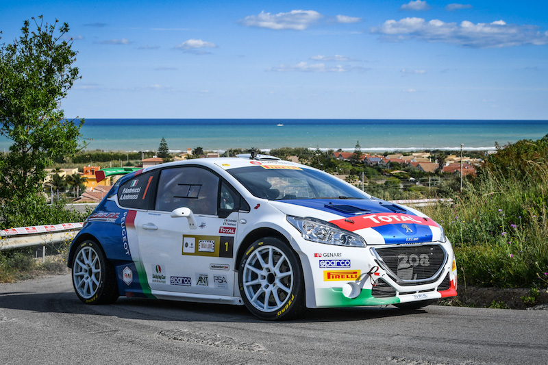 24° Rally Adriatico: nel team Peugeot si scaldano le gomme per la prima gara 24° Rally Adriatico: nel team Peugeot si scaldano le gomme per la prima gara