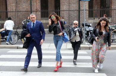 Belen, super tacchi in tribunale: FOTO. “Corona? Il signore delle buste”