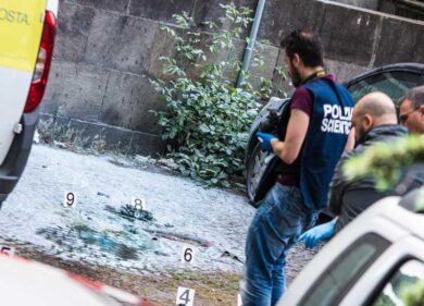 Bomba carta esplode a Roma. Terrore all’ufficio postale di via Marmorata