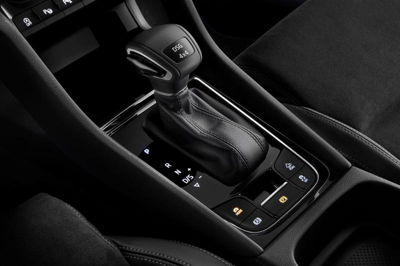 SKODA  svela altri dettagli del suo nuovo SUV compatto KAROQ