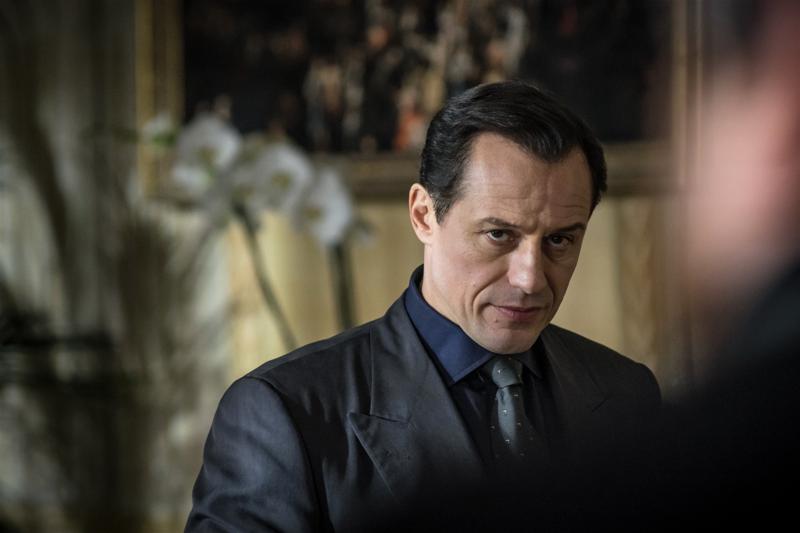 1993 parte col +7% su 1992: ecco i numeri della serie di Sky 1993 parte col +7% su 1992: ecco i numeri della serie di Sky