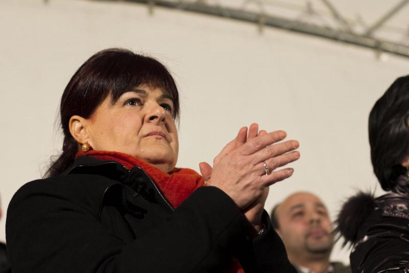 Appalti, finanziamenti illeciti ai partiti. Indagata la Pd Pezzopane Appalti, finanziamenti illeciti ai partiti. Indagata la Pd Pezzopane