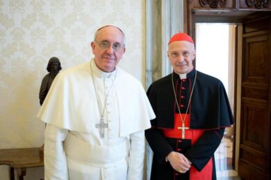 Guerra fredda Papa-Cei. Il retroscena su cosa accade in Vaticano
