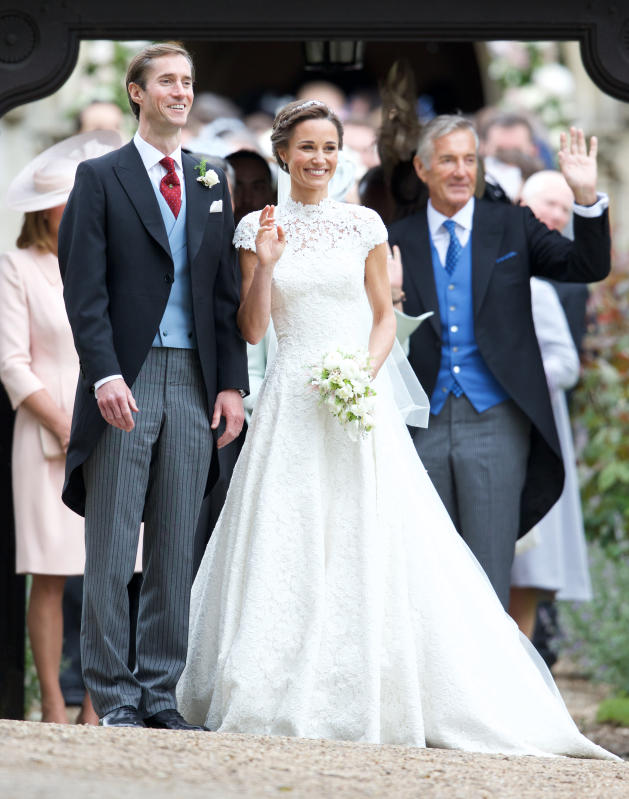 Pippa Middleton, il lato B più famoso del mondo, si è sposata. TUTTE LE FOTO