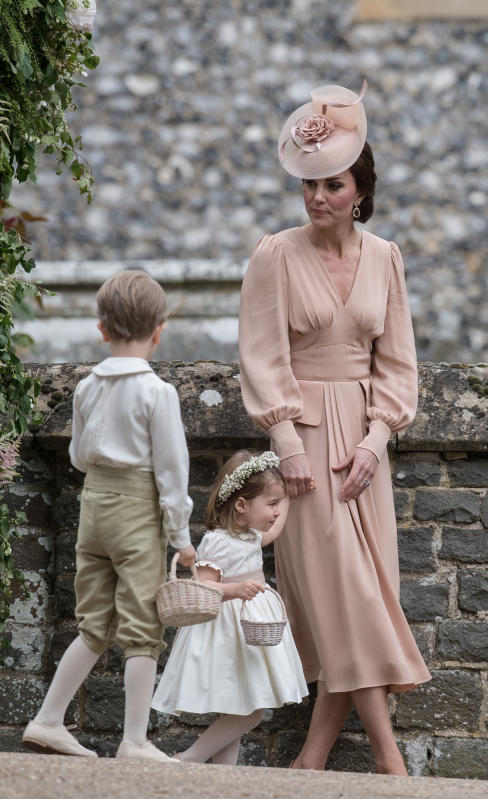 Pippa Middleton, il lato B più famoso del mondo, si è sposata. TUTTE LE FOTO