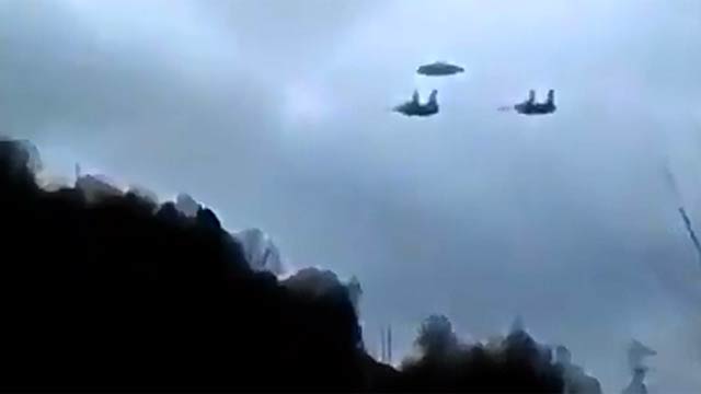 “Gli alieni sono sulla Terra”. Comunicazione ufficiale dell’Fbi. Foto