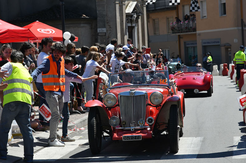 L’ Alfa Romeo 6C 1750 Gran Sport del 1931, vince la Mille Miglia 2017 L’ Alfa Romeo 6C 1750 Gran Sport del 1931, vince la Mille Miglia 2017