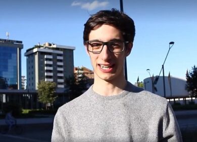 Sesto, il centodestra: “Esponente di Islam radicale in lista con il Pd”. FOTO