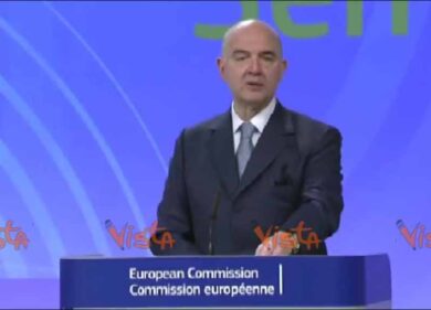Ue: “No procedura infrazione a Italia, ma per il 2018 garanzie su stabilità”