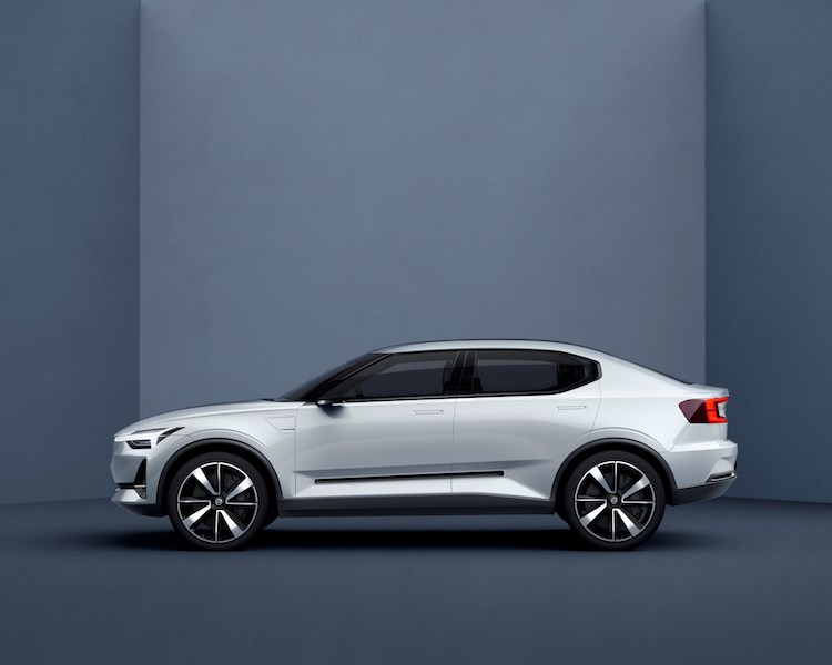 Volvo, presenta una nuova gamma di automobili compatte della serie 40 Volvo, presenta una nuova gamma di automobili compatte della serie 40