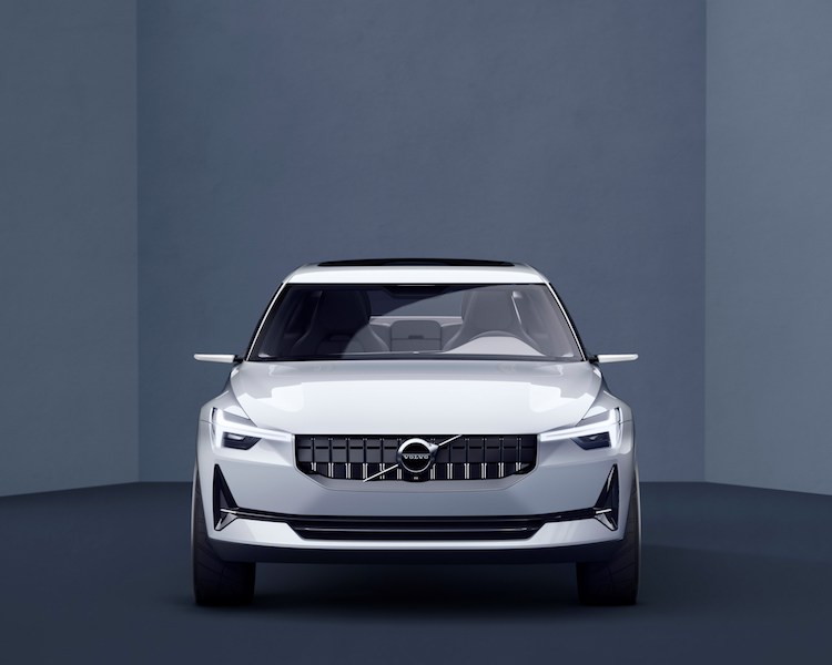 Volvo, presenta una nuova gamma di automobili compatte della serie 40 Volvo, presenta una nuova gamma di automobili compatte della serie 40