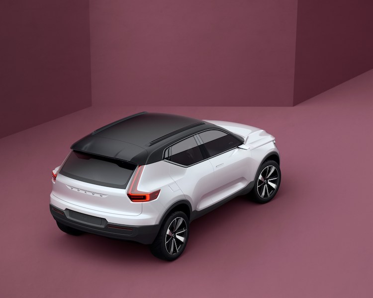 Volvo, presenta una nuova gamma di automobili compatte della serie 40 Volvo, presenta una nuova gamma di automobili compatte della serie 40