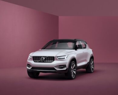 Volvo, presenta una nuova gamma di automobili compatte della serie 40