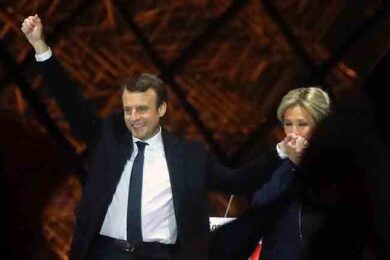 Elezioni francesi, Macron vola nei sondaggi. Giú Le Pen