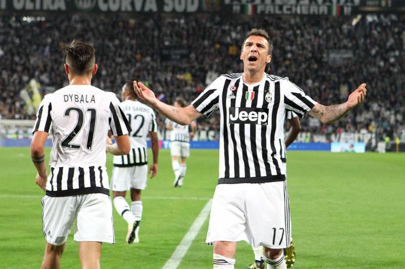 Juventus, Mandzukic rinnova fino al 2020: ecco il nuovo contratto Juventus, Mandzukic rinnova fino al 2020: ecco il nuovo contratto