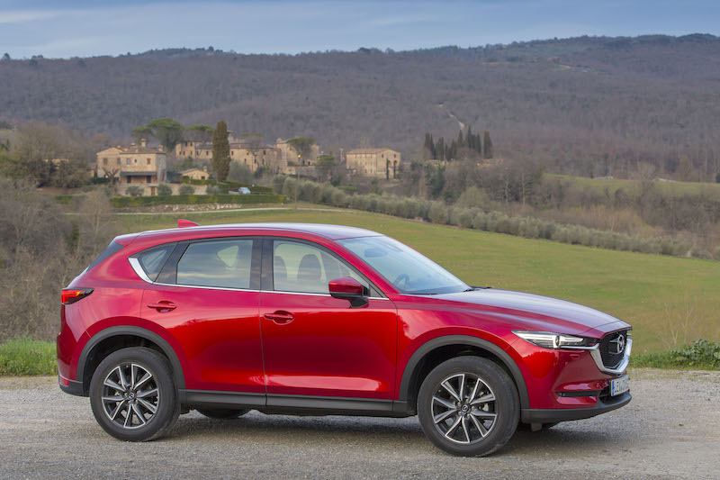 Mazda CX5: una nuova generazione completamente rinnovata Mazda CX5: una nuova generazione completamente rinnovata