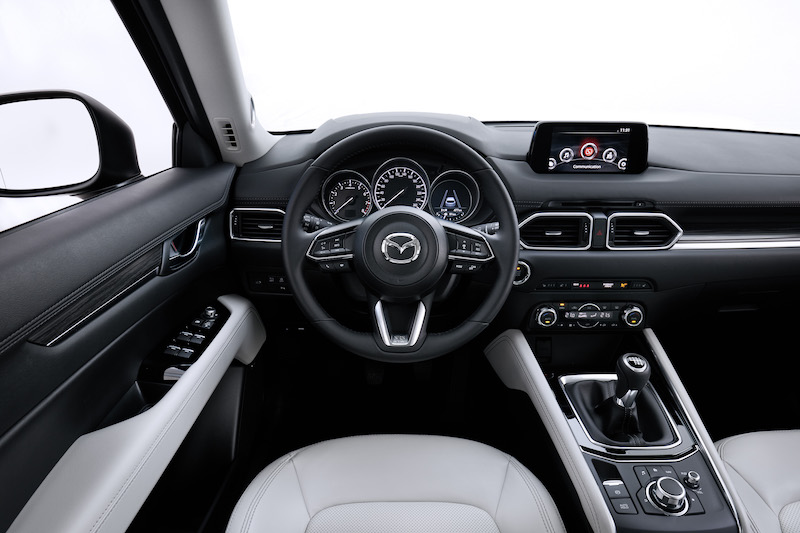 Mazda CX5: una nuova generazione completamente rinnovata Mazda CX5: una nuova generazione completamente rinnovata