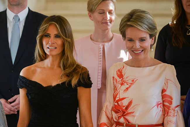 G7, Melania Trump vera star: dal caso D&G ai dispetti al marito. E Brigitte… G7, Melania Trump vera star: dal caso D&G ai dispetti al marito. E Brigitte…