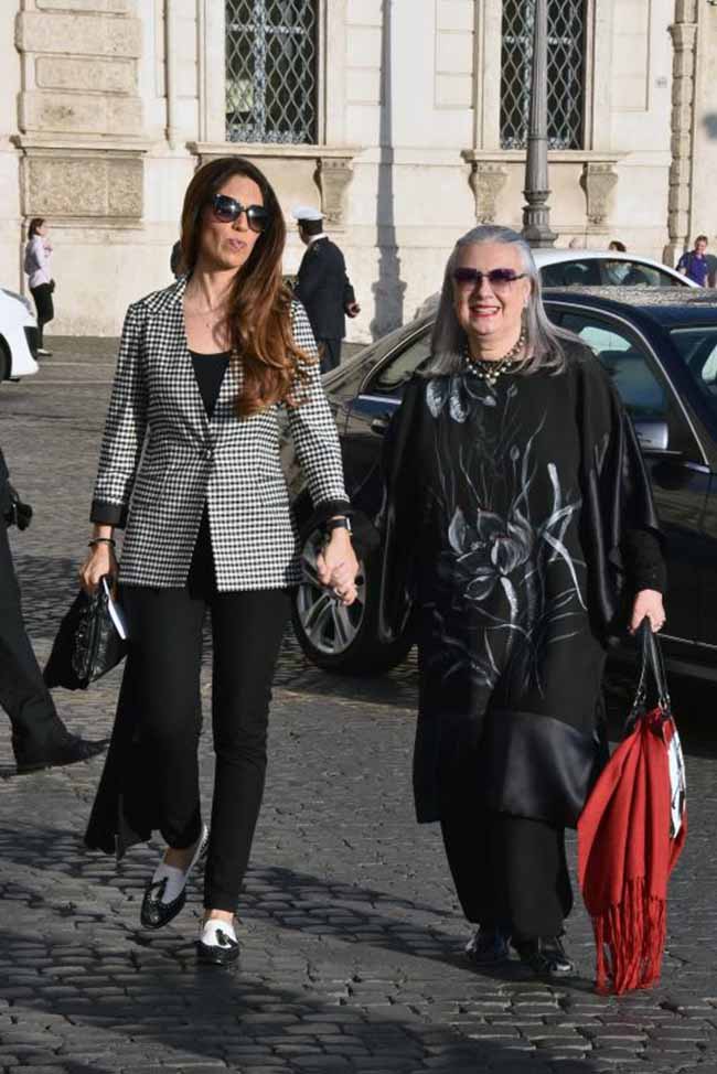 Laura Biagiotti, addio ‘Regina del cashmere’. Prima italiana a sfilare in Cina Laura Biagiotti, addio ‘Regina del cashmere’. Prima italiana a sfilare in Cina