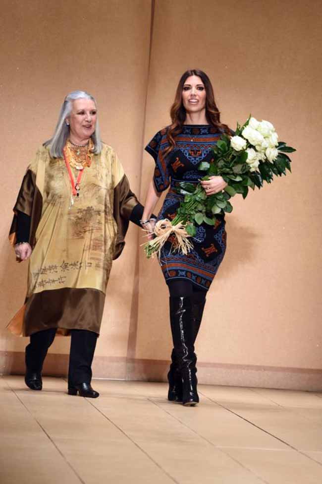 Laura Biagiotti, addio ‘Regina del cashmere’. Prima italiana a sfilare in Cina Laura Biagiotti, addio ‘Regina del cashmere’. Prima italiana a sfilare in Cina