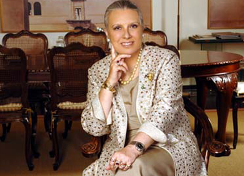 Laura Biagiotti, addio ‘Regina del cashmere’. Prima italiana a sfilare in Cina Laura Biagiotti, addio ‘Regina del cashmere’. Prima italiana a sfilare in Cina