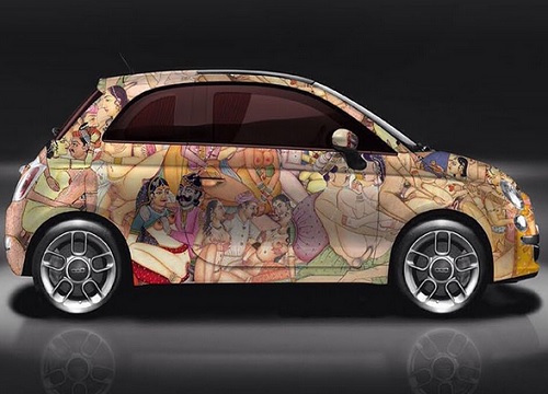 Fiat 500 Kar_masutra, Lapo Elkann provoca: il Kamasutra decora la carrozzeria