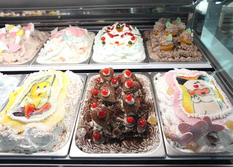 Scatta la gelato-mania: vendite al +12%. Sperimentazione e materie prime doc Scatta la gelato-mania: vendite al +12%. Sperimentazione e materie prime doc