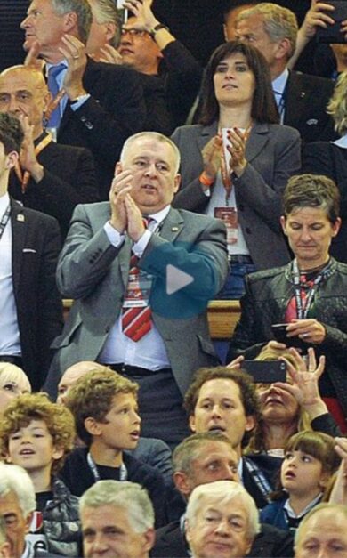 Scoop: sui social la foto di Chiara Appendino in tribuna d’onore a Cardiff