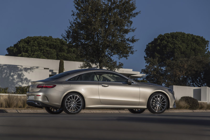 Mercedes Classe E Coupé, design e tecnologia matrimonio perfetto