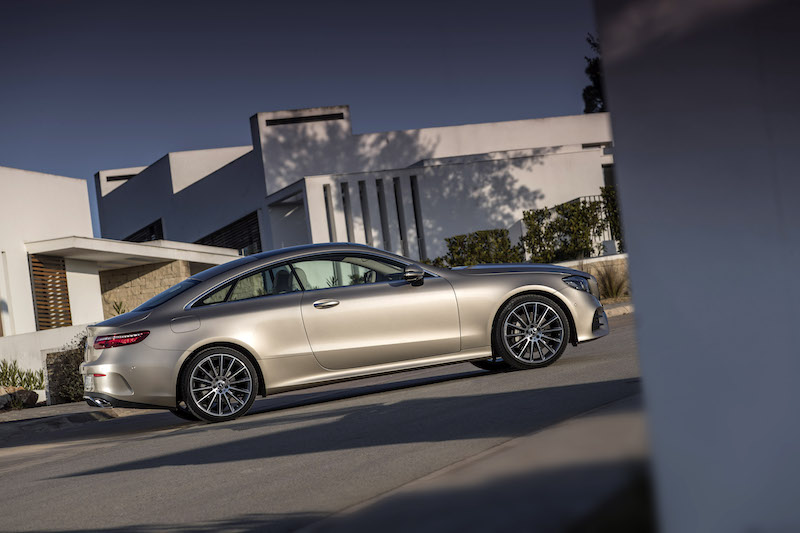 Mercedes Classe E Coupé, design e tecnologia matrimonio perfetto