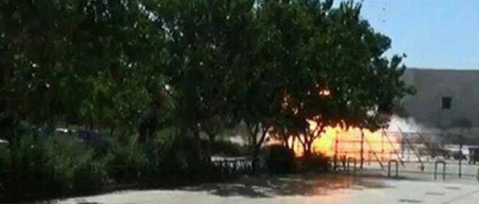 Iran, kamikaze in Parlamento e al mausoleo Khomeini. Isis rivendica. Immagini Iran, kamikaze in Parlamento e al mausoleo Khomeini. Isis rivendica. Immagini