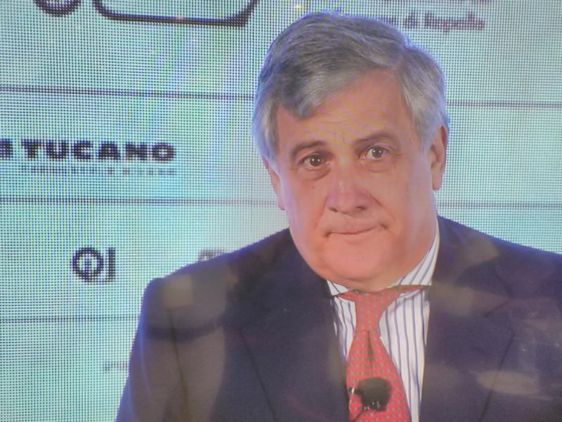 Galleria foto 'Tajani: “L’Europa non è solo la Merkel, più unità per rilanciare l’economia”' - foto 1
