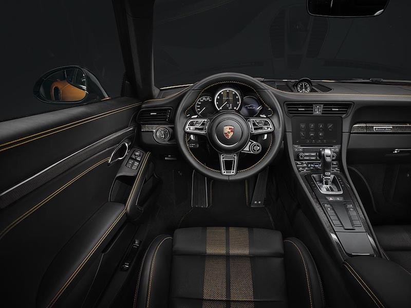 Porsche 911 Turbo S Exclusive Series: 267.868 Euro per essere esclusivi Porsche 911 Turbo S Exclusive Series: 267.868 Euro per essere esclusivi