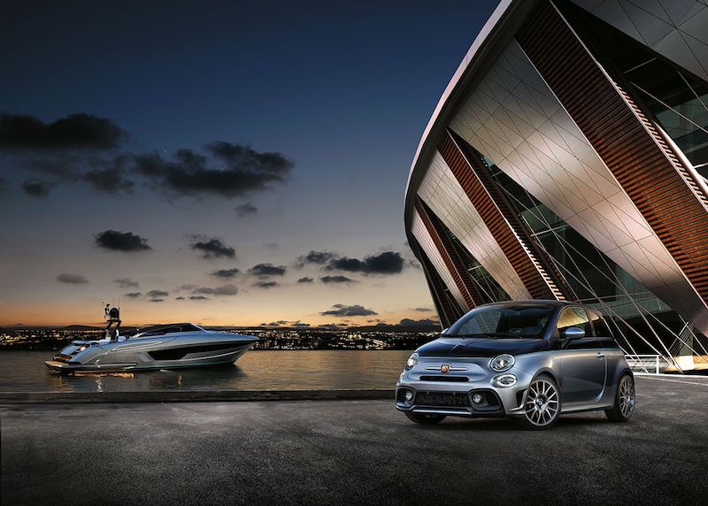Abarth 695 Rivale:nuova serie speciale ispirata all’eleganza Riva Abarth 695 Rivale:nuova serie speciale ispirata all’eleganza Riva