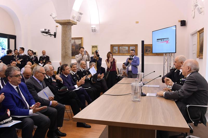 Storie in divisa: la docu-serie su Canale 5. FOTO E VIDEO-INTERVISTA Storie in divisa: la docu-serie su Canale 5. FOTO E VIDEO-INTERVISTA