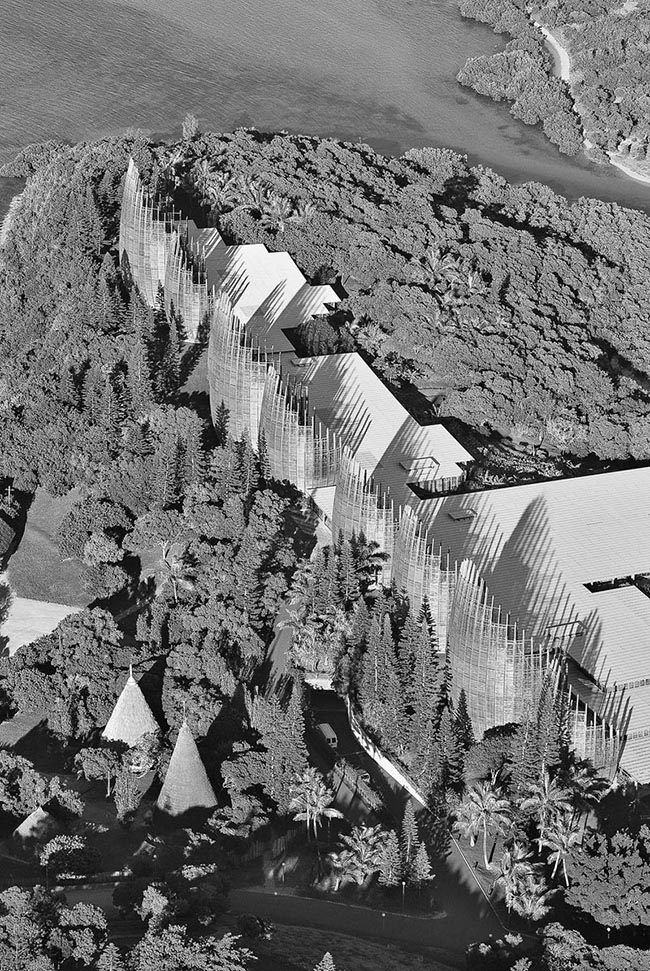 Architettura Italiana. Dal Postmoderno ad oggi, libro di Valerio Paolo Mosco Architettura Italiana. Dal Postmoderno ad oggi, libro di Valerio Paolo Mosco