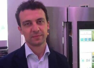 Samsung, con il nuovo frigo FamilyHub la spesa è on line con Supermercato24