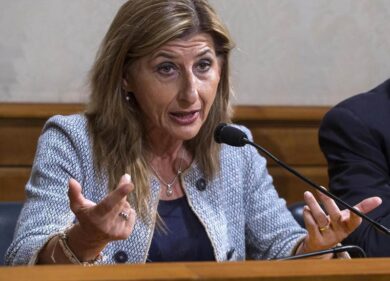 Lampedusa, il Pd ha mollato Nicolini.Così ha perso la sindaca dell’accoglienza