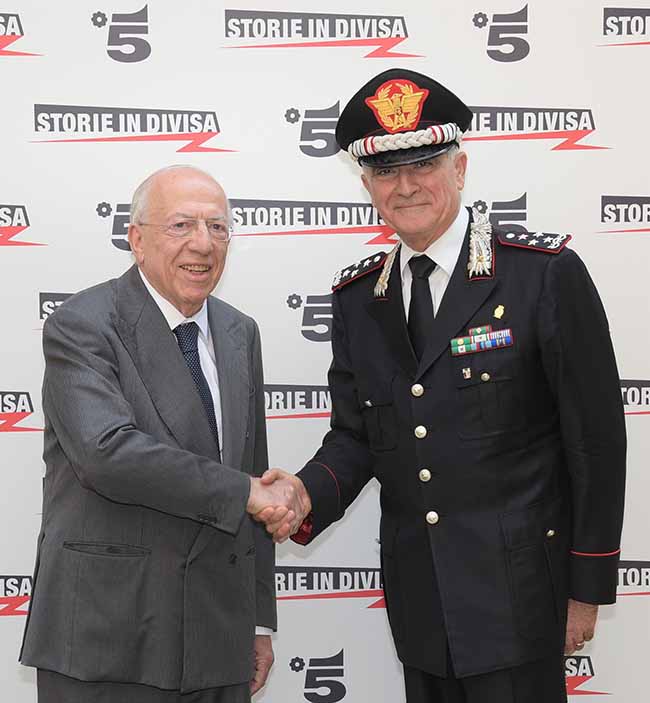 Storie in divisa: la docu-serie su Canale 5. FOTO E VIDEO-INTERVISTA Storie in divisa: la docu-serie su Canale 5. FOTO E VIDEO-INTERVISTA